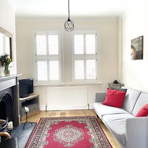 Riverside - Quaint Victorian By The River , York United Kingdom